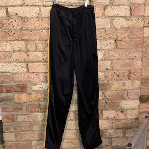 GTM sweats black and yellow